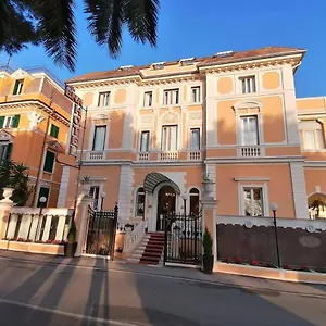 Ena 3* Arenzano