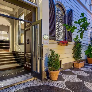 Hotel Royal Court, Roma