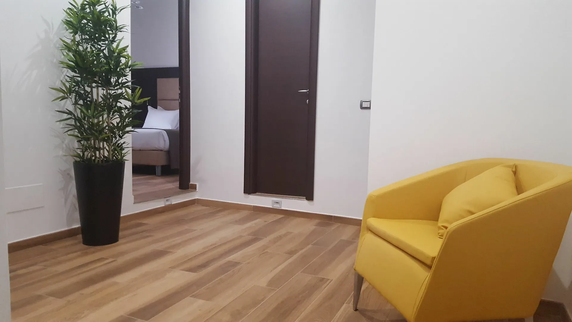 Pensjonat Una Finestra Su Monti Rzym